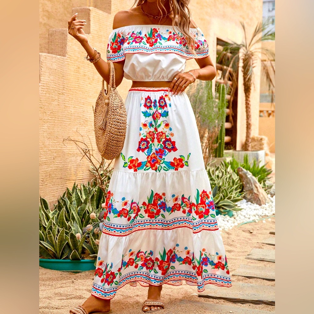 SHEIN©️Floral Print Off Shoulder Crop Top & Ruffle Hem Skirt  M